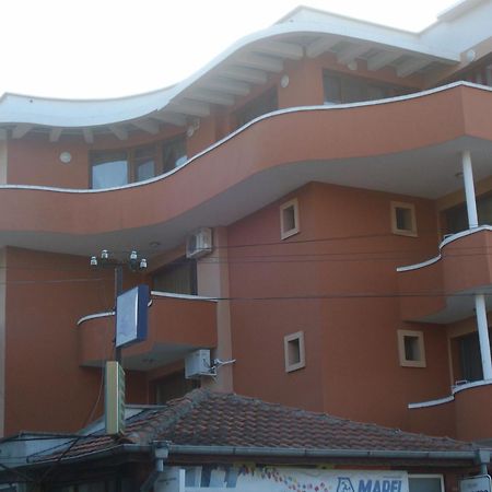 Marianas Guesthouse Obzor Buitenkant foto