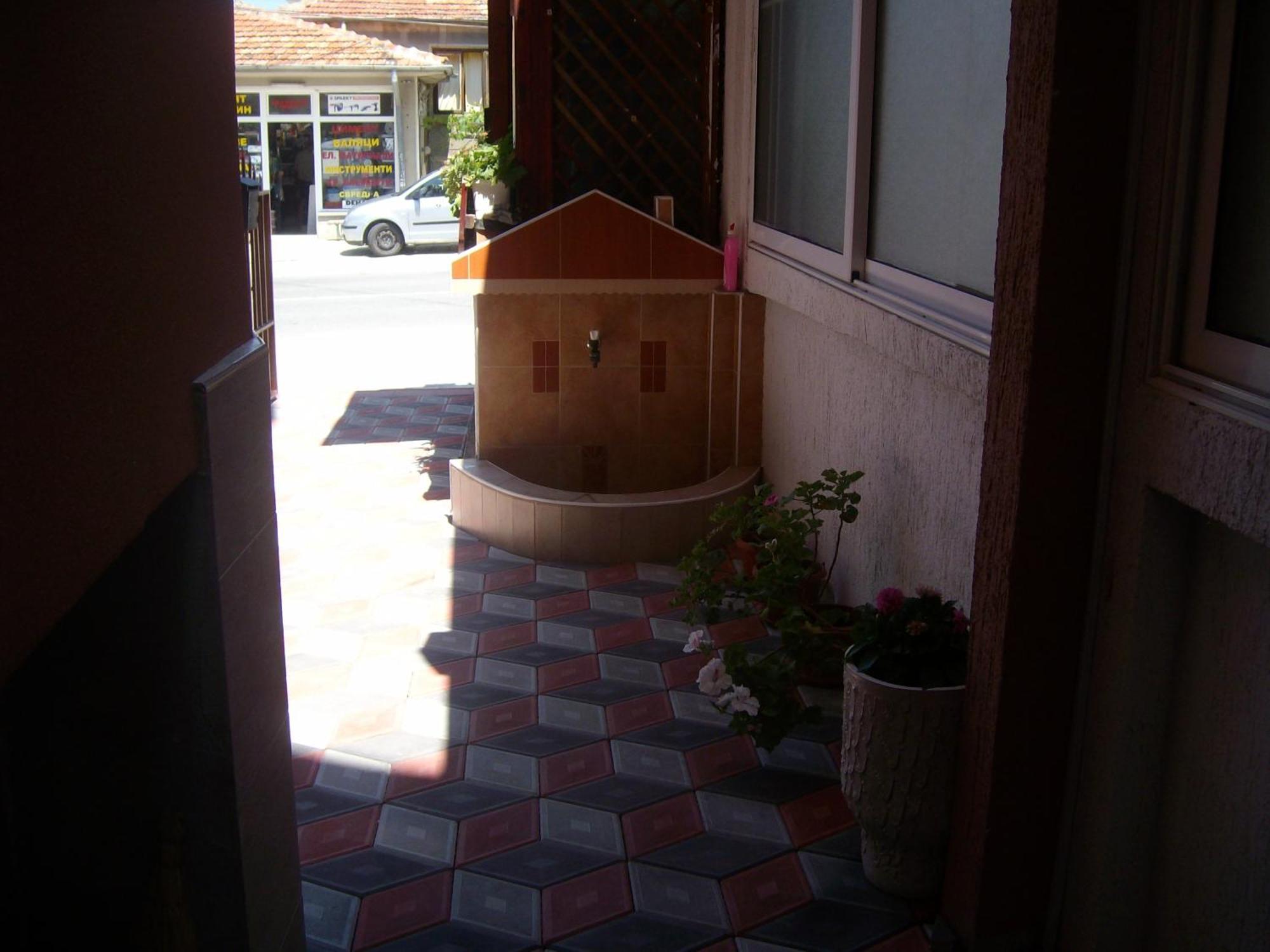 Marianas Guesthouse Obzor Buitenkant foto