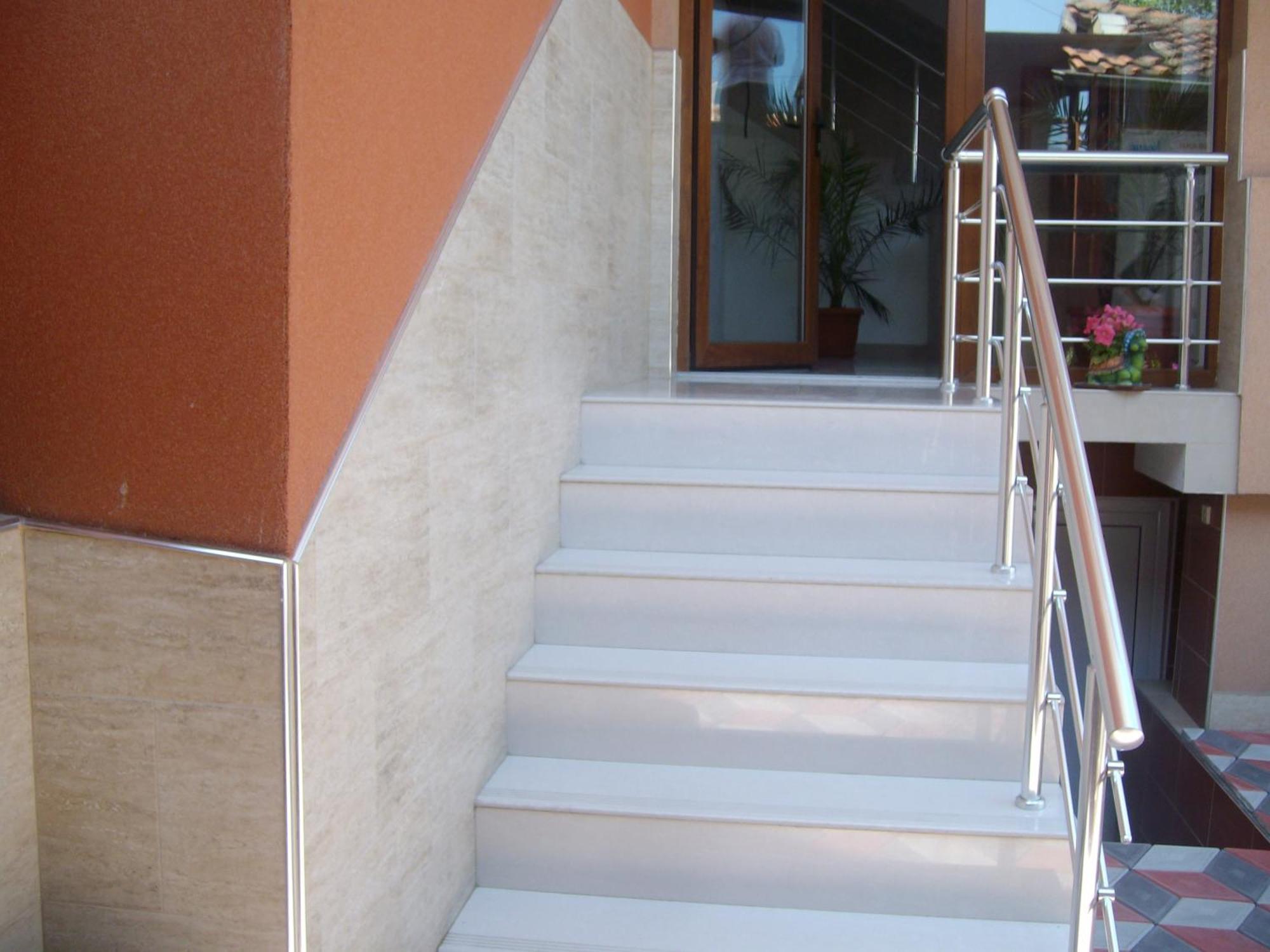 Marianas Guesthouse Obzor Buitenkant foto