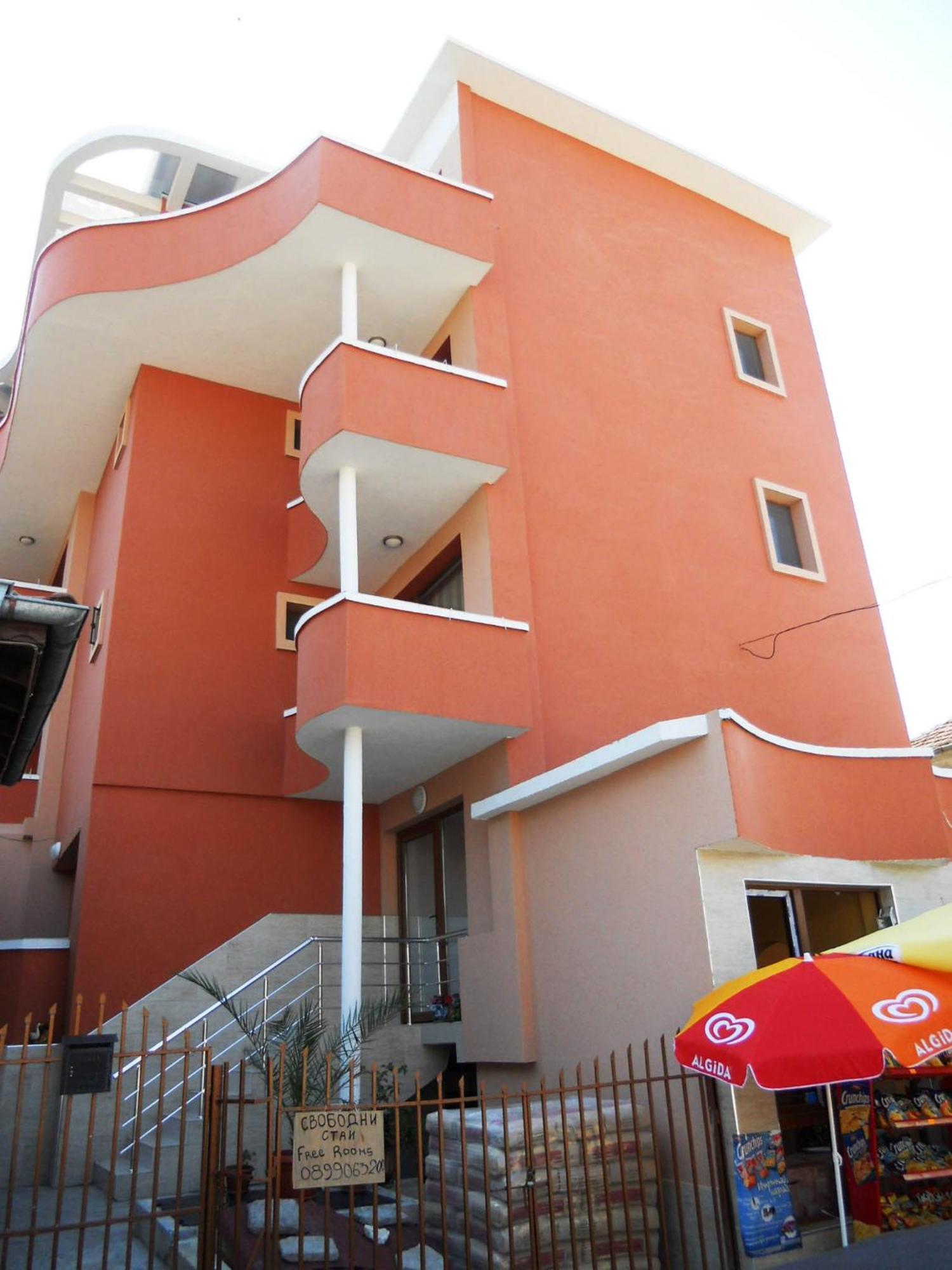 Marianas Guesthouse Obzor Buitenkant foto