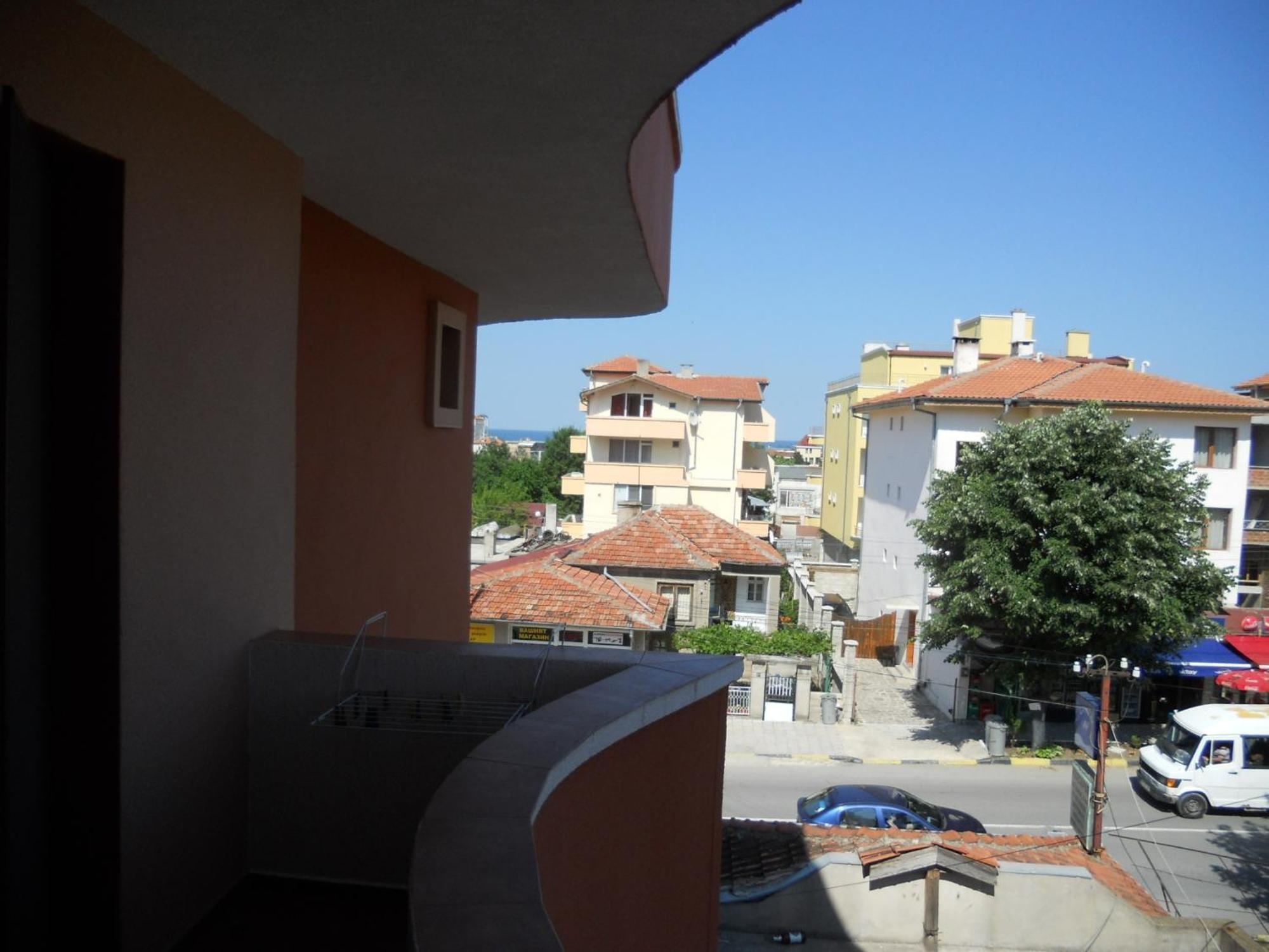 Marianas Guesthouse Obzor Buitenkant foto