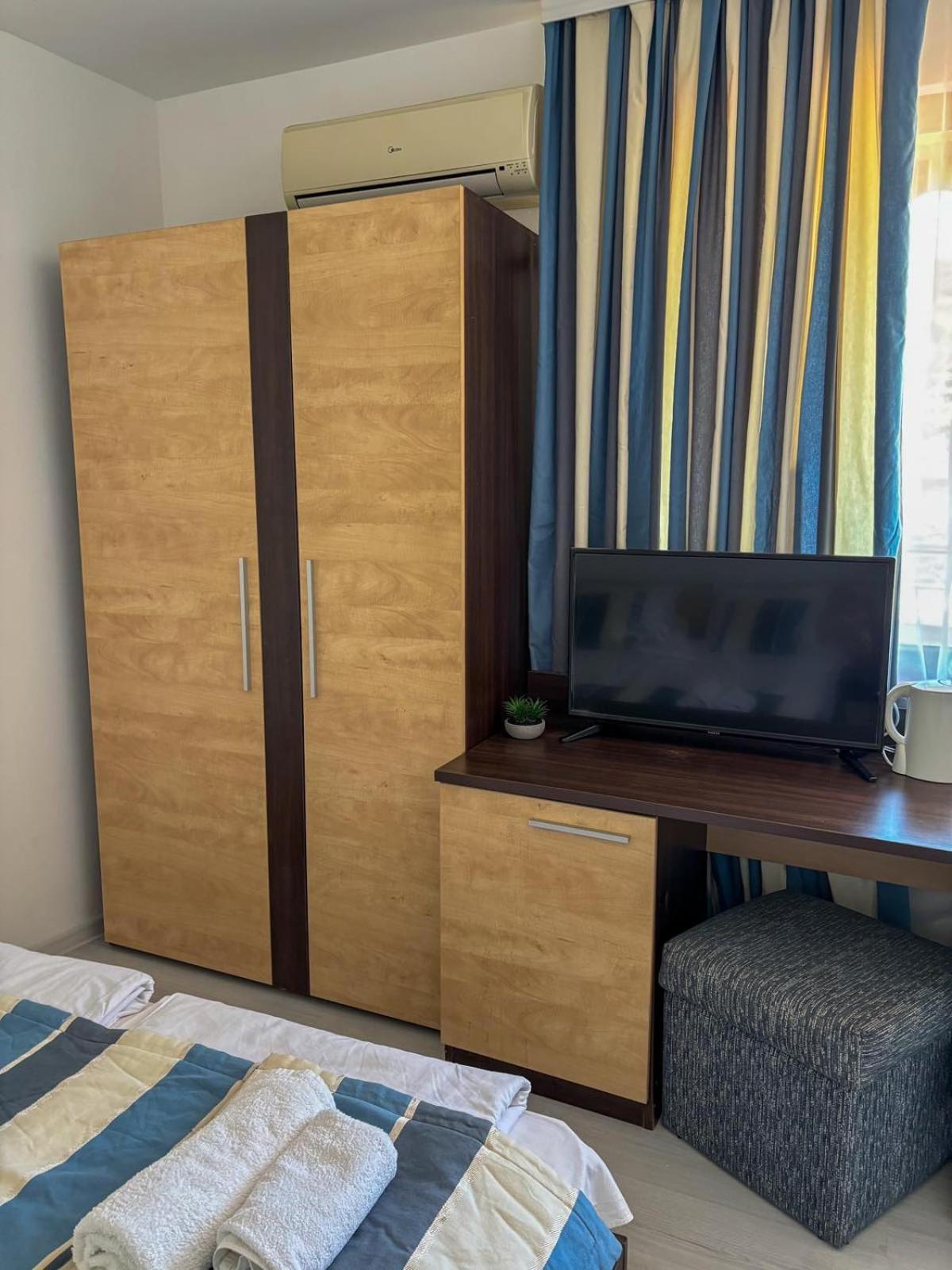 Marianas Guesthouse Obzor Buitenkant foto