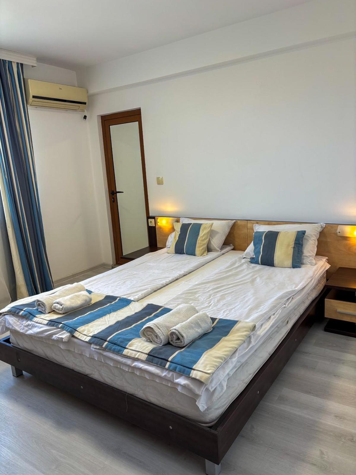 Marianas Guesthouse Obzor Buitenkant foto